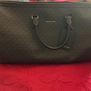 MK Travel Travel LG Bag